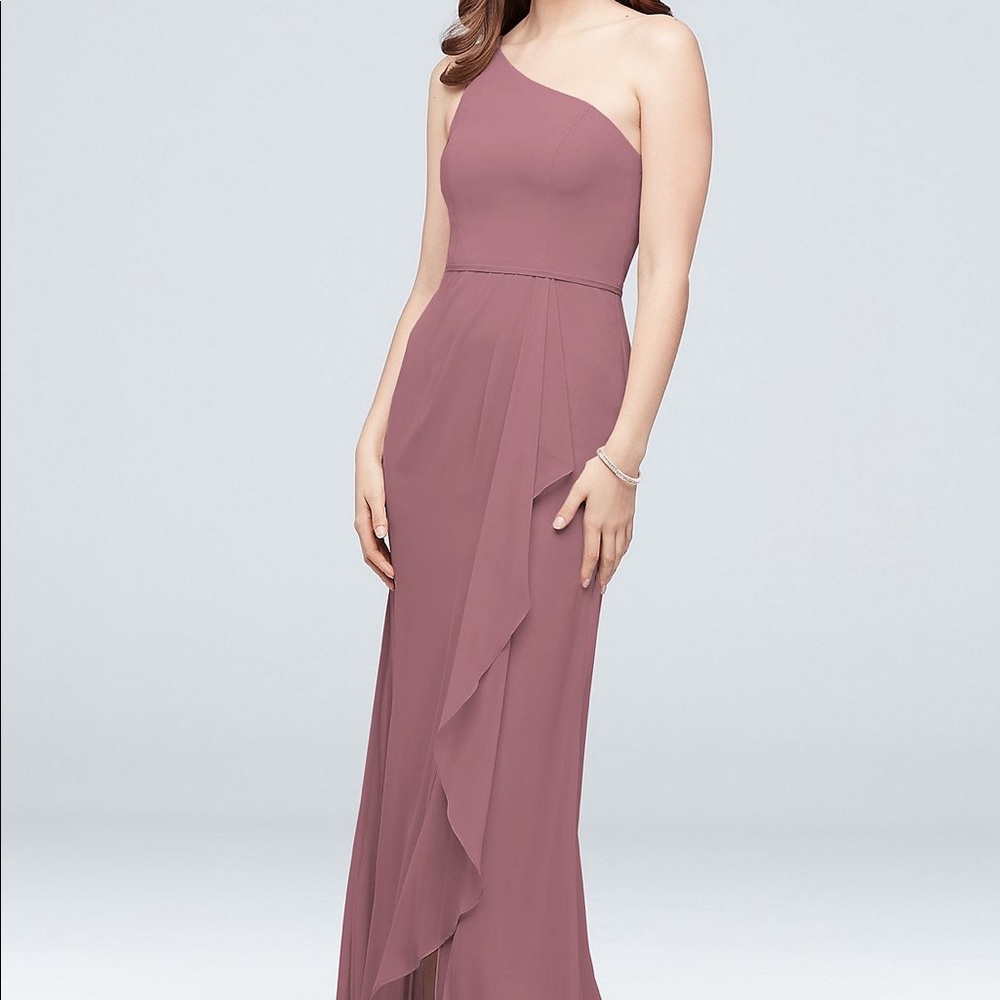 David’s Bridal Quartz Gown Style # 31124697
